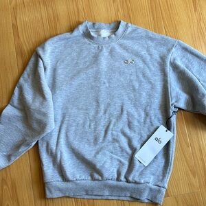 Alo Yoga Accolade Crewneck Heather Grey Size XXS